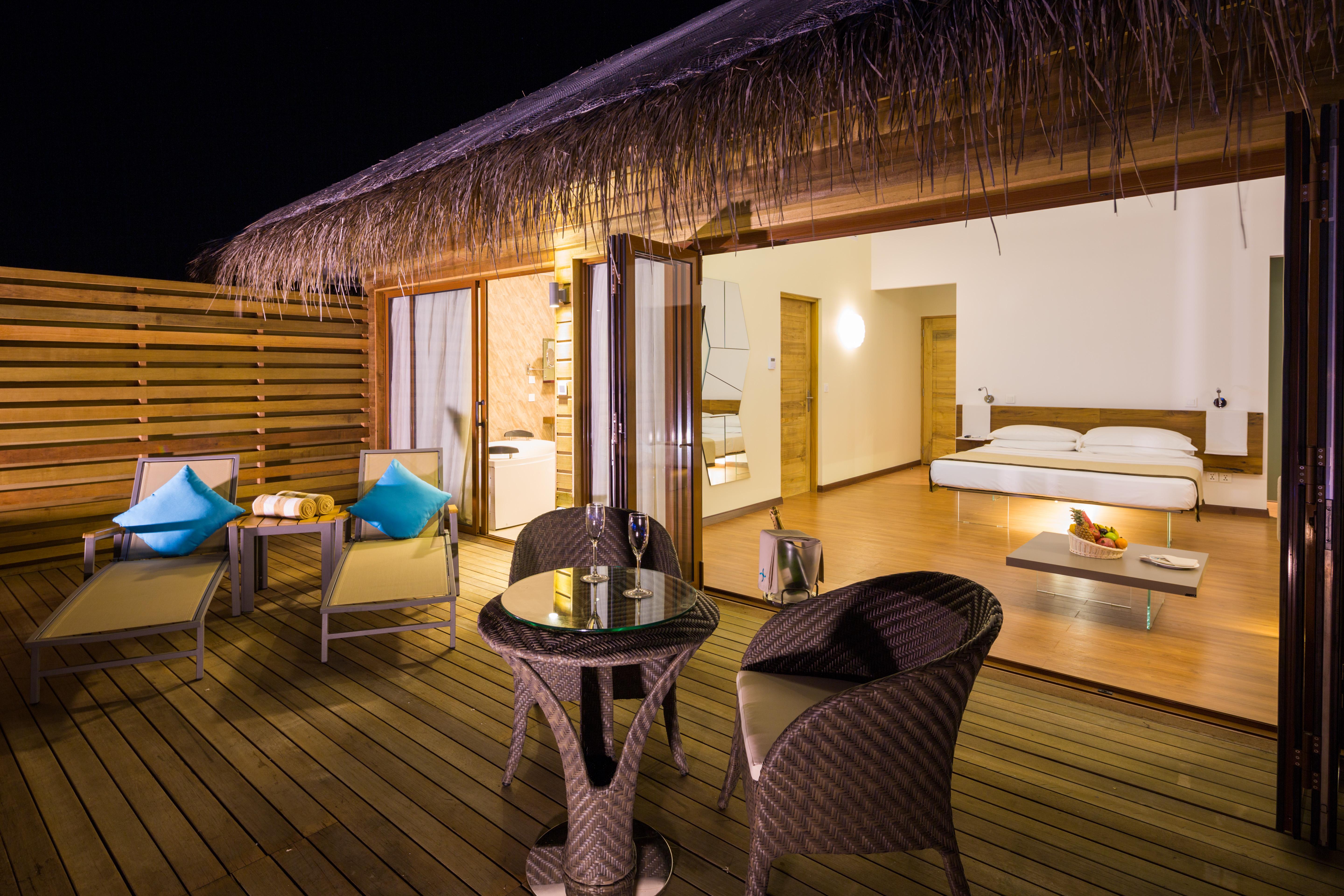 Cocoon Maldives Hotel Kurendhoo Eksteriør billede