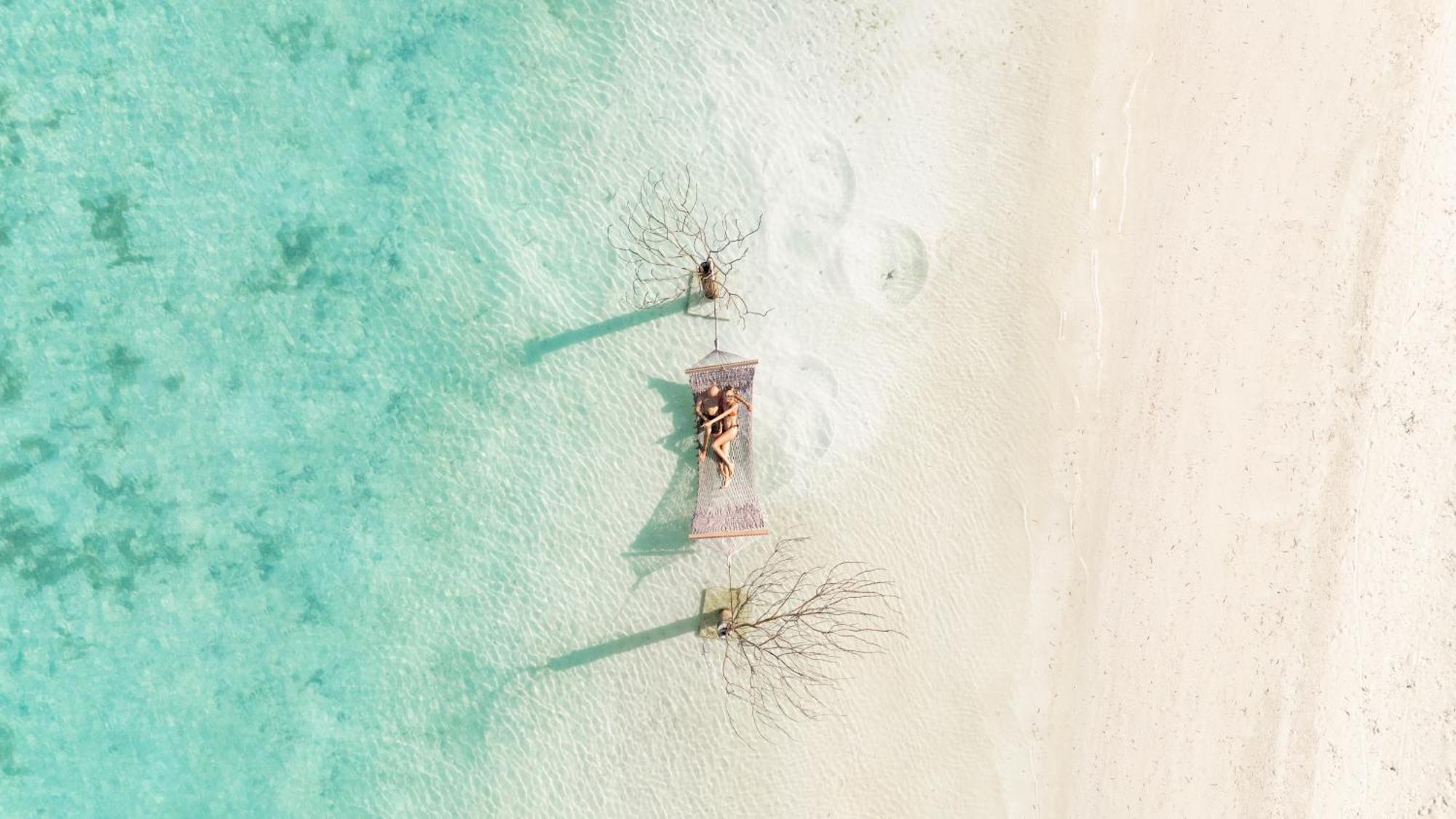 Cocoon Maldives Hotel Kurendhoo Eksteriør billede